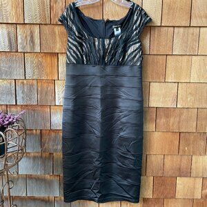 EUC Tadashi Shoji Black Banded Cap Sleeve Sheath Dress in Women's 14